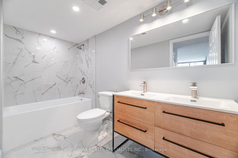 Photo 15 at 606 - 1240 Marlborough Court, CP College Park, Oakville