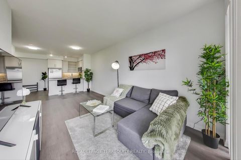 Photo 8 at 1101 - 65 Oneida Crescent, Langstaff, Richmond Hill