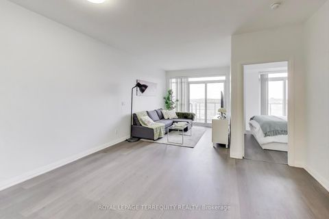 Photo 10 at 1101 - 65 Oneida Crescent, Langstaff, Richmond Hill