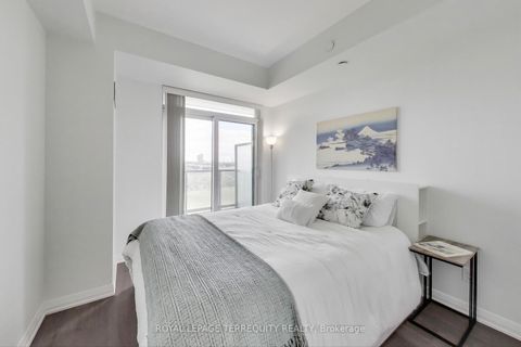Photo 14 at 1101 - 65 Oneida Crescent, Langstaff, Richmond Hill
