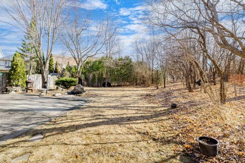 Photo 42 at 130 Old Colony Road, Oak Ridges Lake Wilcox, Richmond Hill