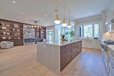 Photo 15 at 22 KING HIGH Avenue, Clanton Park, Toronto