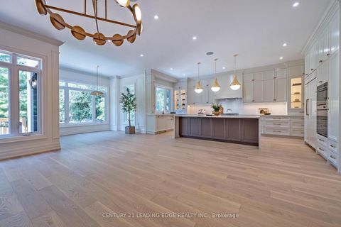 Photo 19 at 22 KING HIGH Avenue, Clanton Park, Toronto