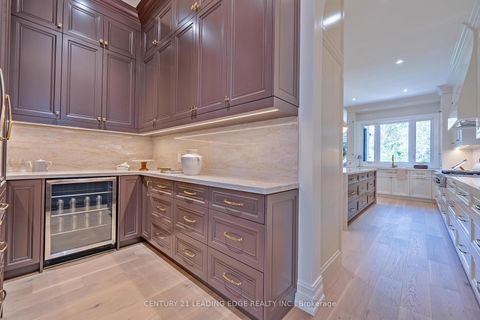 Photo 22 at 22 KING HIGH Avenue, Clanton Park, Toronto