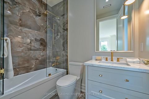 Photo 36 at 22 KING HIGH Avenue, Clanton Park, Toronto