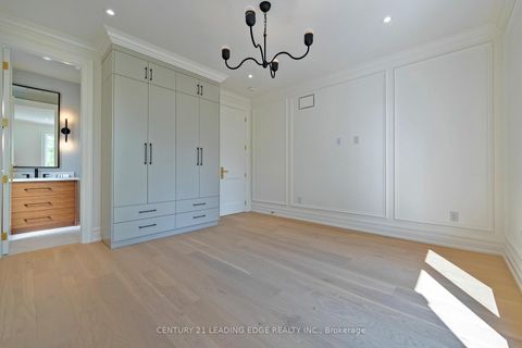 Photo 38 at 22 KING HIGH Avenue, Clanton Park, Toronto