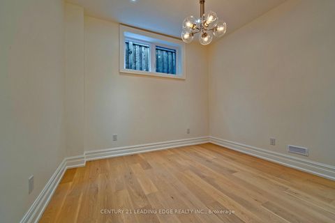 Photo 41 at 22 KING HIGH Avenue, Clanton Park, Toronto