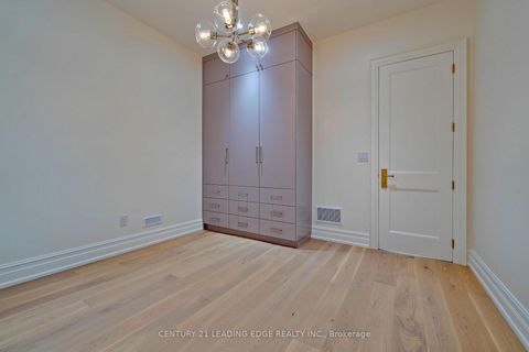 Photo 42 at 22 KING HIGH Avenue, Clanton Park, Toronto