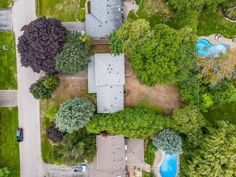 Photo 3 at 139 Walby Drive, SW Southwest, Oakville