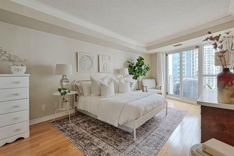 Photo 11 at 912 - 2111 Lake Shore Boulevard W, Mimico, Toronto