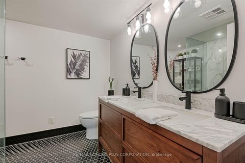 Photo 13 at 912 - 2111 Lake Shore Boulevard W, Mimico, Toronto