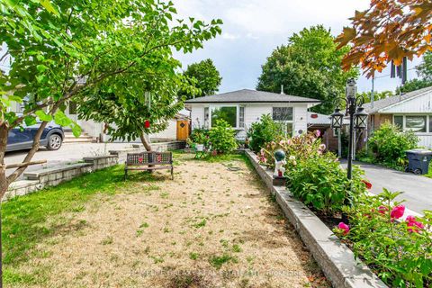 Photo 1 at 43 Larkhall Avenue, Bendale, Toronto