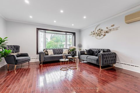 Photo 4 at 43 Larkhall Avenue, Bendale, Toronto