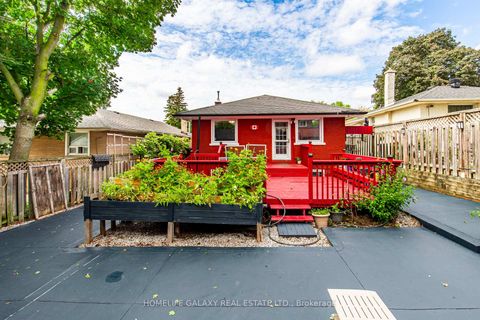 Photo 31 at 43 Larkhall Avenue, Bendale, Toronto