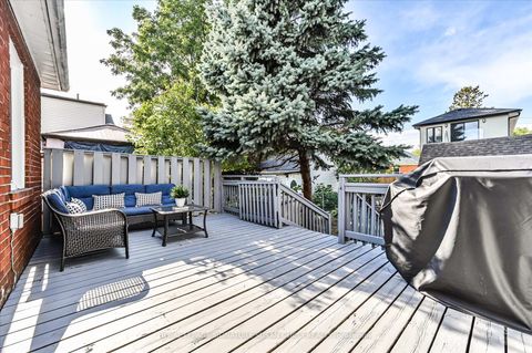 Photo 23 at 44 Crewe Avenue, Lumsden, Toronto