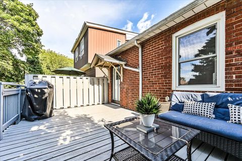 Photo 24 at 44 Crewe Avenue, Lumsden, Toronto