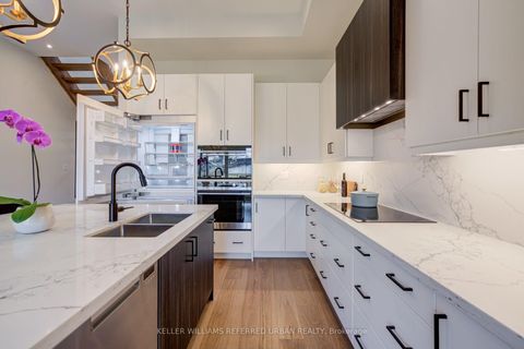 Photo 10 at 62 Ash Crescent, Long Branch, Toronto