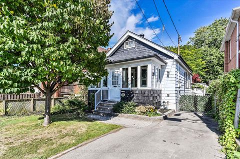 Photo 1 at 281 Westlake Avenue, Lumsden, Toronto