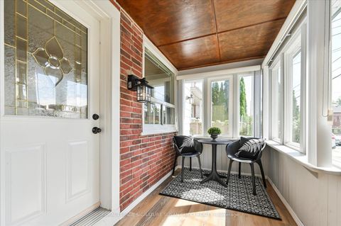 Photo 4 at 281 Westlake Avenue, Lumsden, Toronto