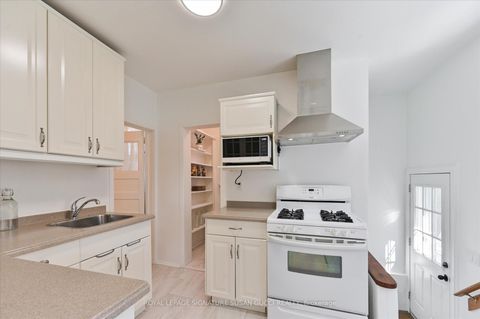 Photo 10 at 281 Westlake Avenue, Lumsden, Toronto