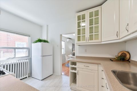 Photo 12 at 281 Westlake Avenue, Lumsden, Toronto