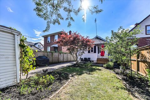 Photo 26 at 281 Westlake Avenue, Lumsden, Toronto
