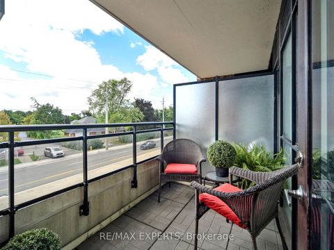 Photo 17 at 207 - 2396 Major Mackenzie Drive, Maple, Vaughan