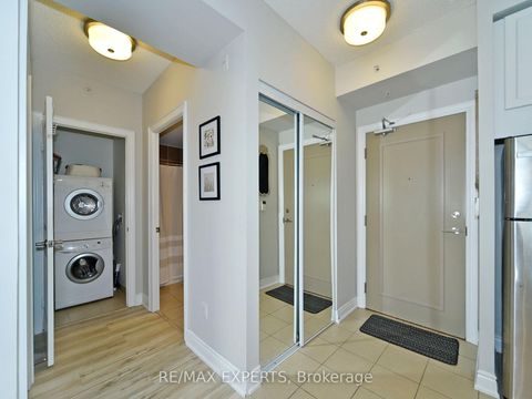 Photo 20 at 207 - 2396 Major Mackenzie Drive, Maple, Vaughan