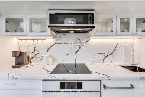Photo 8 at 320 - 155 Yorkville Avenue, Annex, Toronto