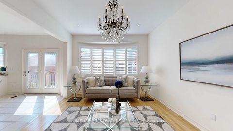 Photo 10 at 25 Horse Rake Road, Patterson, Vaughan