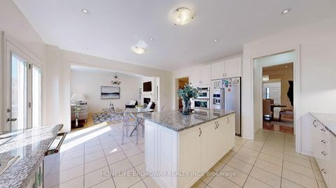 Photo 14 at 25 Horse Rake Road, Patterson, Vaughan