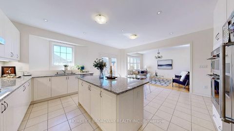Photo 15 at 25 Horse Rake Road, Patterson, Vaughan