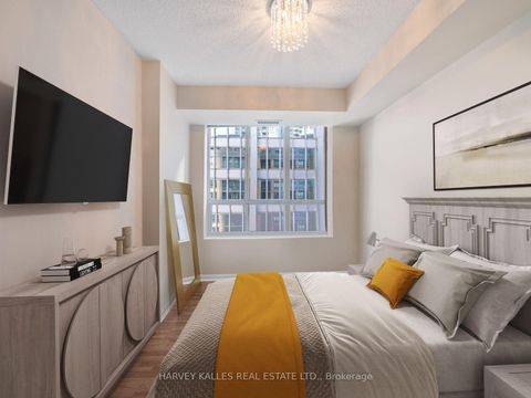 Photo 7 at 1309 - 140 Simcoe Street, Waterfront Communities C1, Toronto