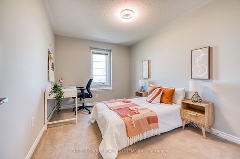 Photo 35 at 27 - 3002 Preserve Drive, GO Glenorchy, Oakville