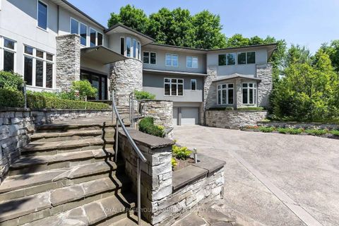 Photo 3 at 76 Silver Fox Place, Rural Vaughan, Vaughan