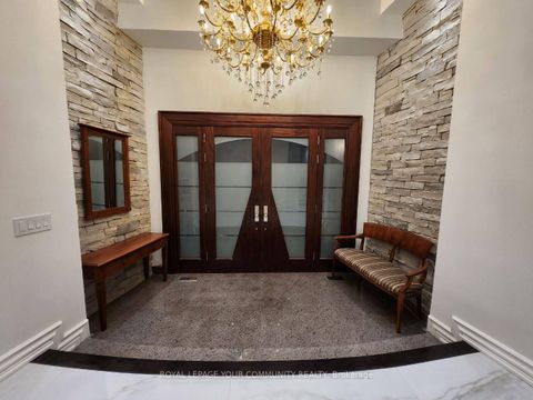 Photo 4 at 76 Silver Fox Place, Rural Vaughan, Vaughan