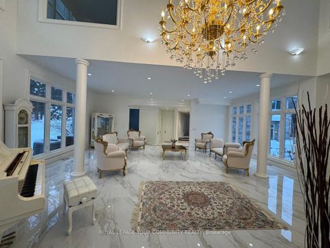 Photo 6 at 76 Silver Fox Place, Rural Vaughan, Vaughan