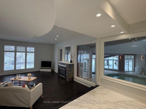 Photo 15 at 76 Silver Fox Place, Rural Vaughan, Vaughan