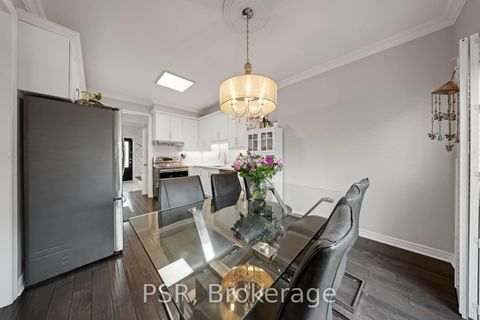 Photo 17 at 108 Villandry Crescent, Maple, Vaughan