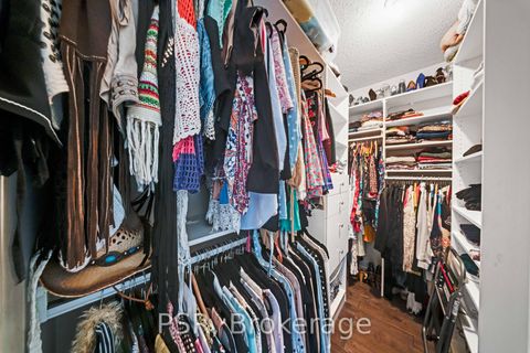 Photo 26 at 108 Villandry Crescent, Maple, Vaughan