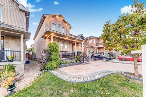 Photo 1 at 109 Laurelhurst Crescent, Vellore Village, Vaughan