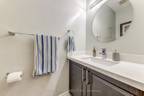 Photo 17 at 109 Laurelhurst Crescent, Vellore Village, Vaughan