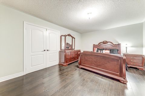 Photo 20 at 109 Laurelhurst Crescent, Vellore Village, Vaughan