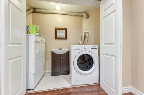 Photo 34 at 109 Laurelhurst Crescent, Vellore Village, Vaughan