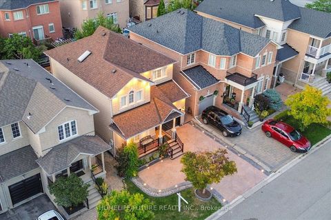 Photo 42 at 109 Laurelhurst Crescent, Vellore Village, Vaughan