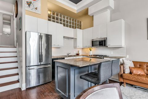 Photo 15 at 215 - 437 Roncesvalles Avenue, Roncesvalles, Toronto