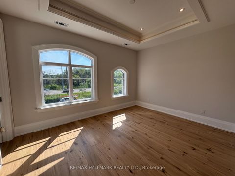 Photo 23 at 150 Olde Bayview Avenue, Oak Ridges Lake Wilcox, Richmond Hill