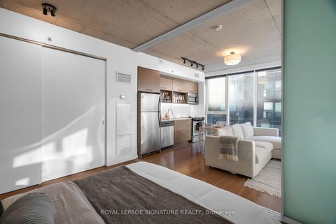 Photo 12 at 719 - 32 Trolley Crescent, Moss Park, Toronto