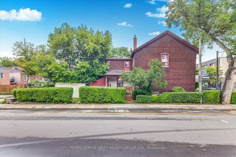 Photo 1 at 24 Augusta Avenue W, Chinatown, Toronto