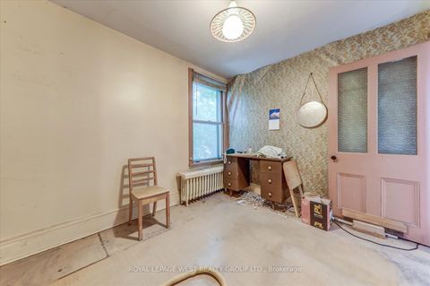 Photo 19 at 24 Augusta Avenue W, Chinatown, Toronto